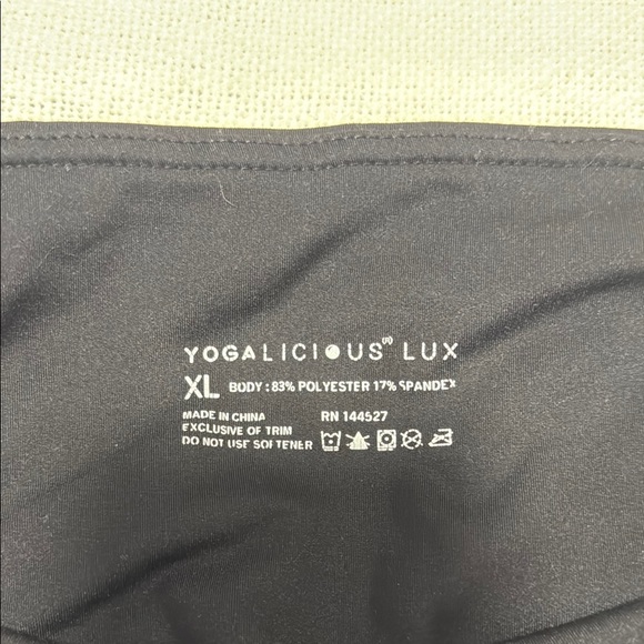 Stylish yogalicious  Leggings - Picture 9 of 9